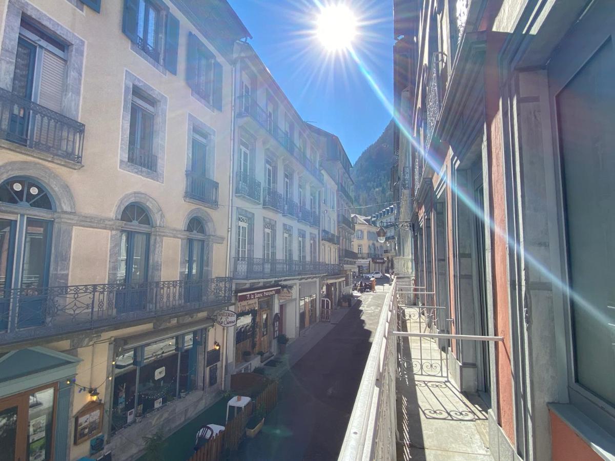 Appartamento Plein centre, T3 5P totalement rénové 55m2. WIFI Cauterets Esterno foto